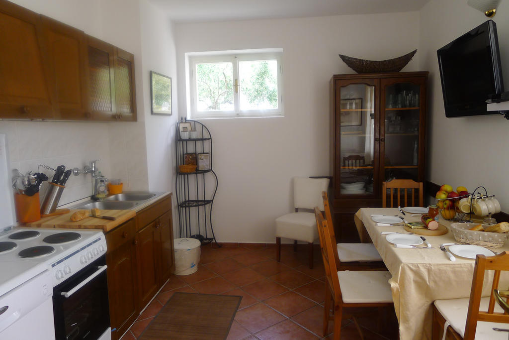 Apartments Lorenandreja Rab Town Quarto foto